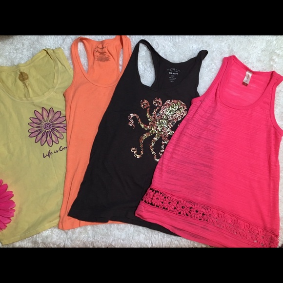 Life Is Good Tops - Tank top bundle